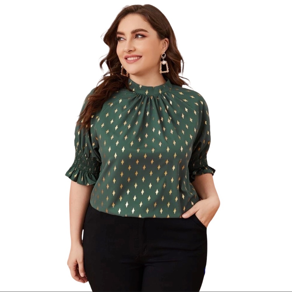 SOLD! NWOT Printed Shirred Cuff Blouse